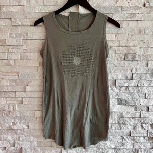 Rundholz Dip Tunic Tank with Flower - never worn